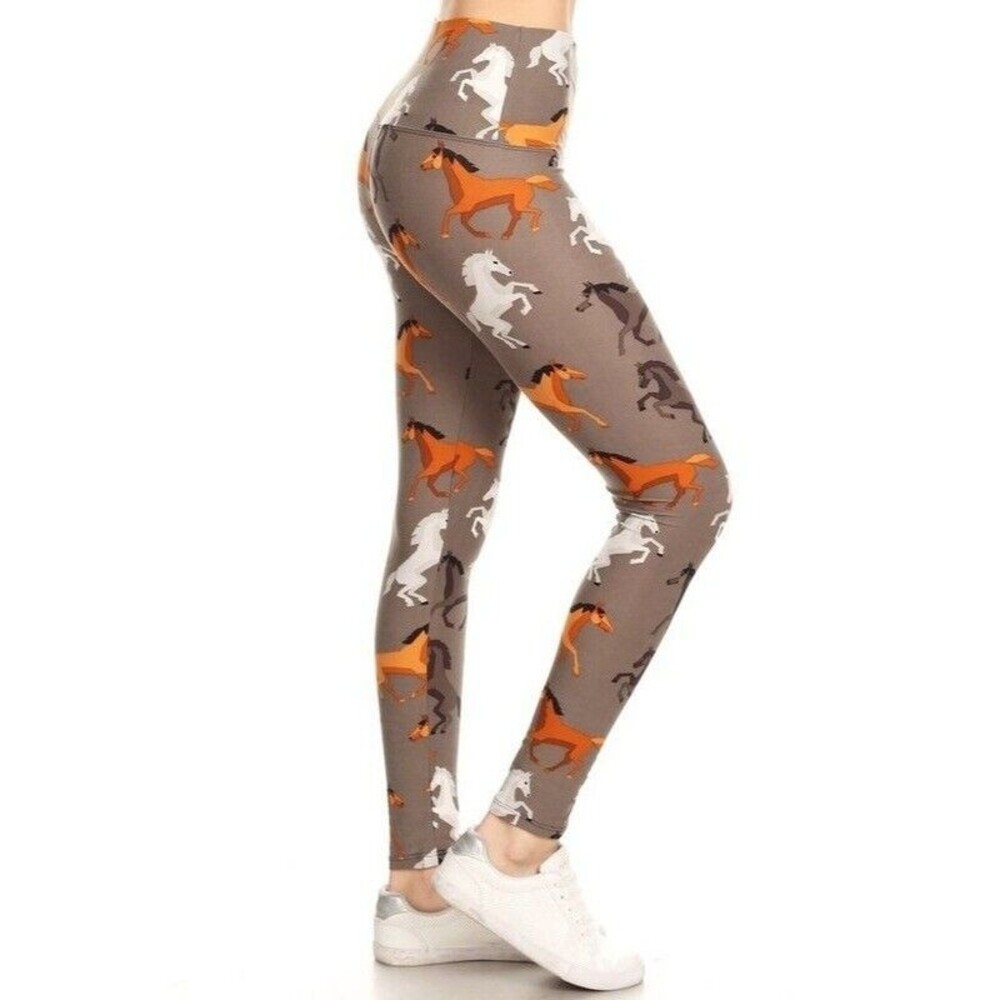Reg One Size Womens 5-inch Long Yoga Style Banded Lined Horses Printed Knit Legg - Picture 2 of 4